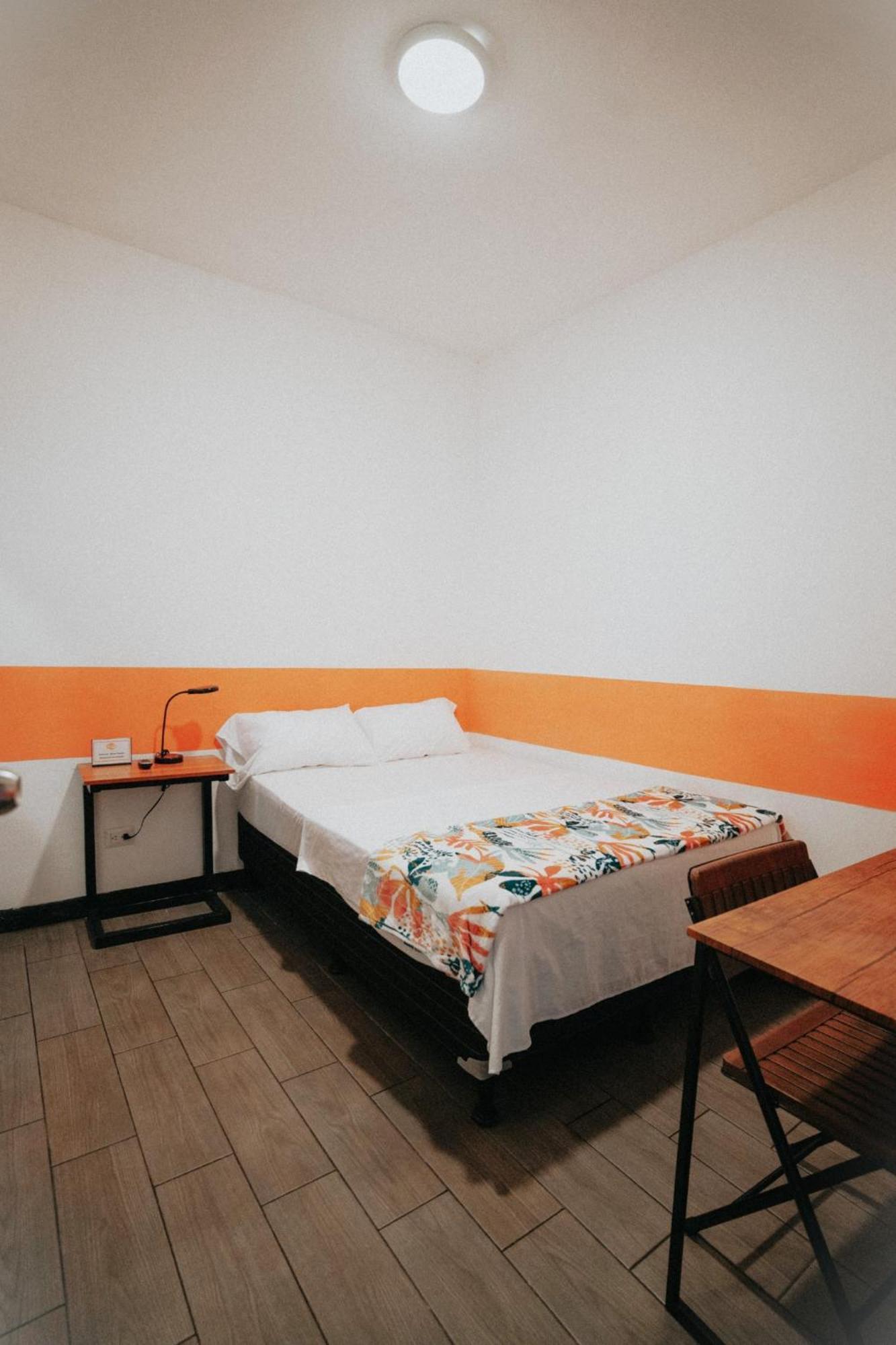 Tequila Sunrise Hostel Guatemala Dış mekan fotoğraf