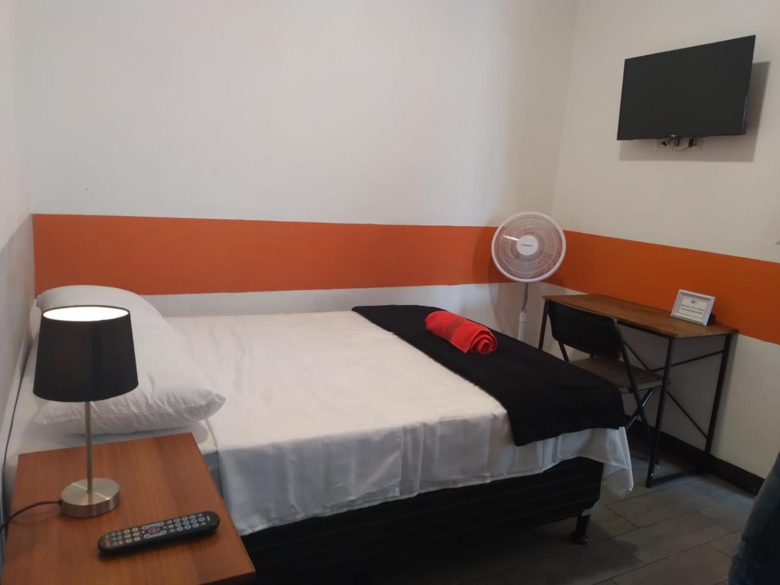 Tequila Sunrise Hostel Guatemala Dış mekan fotoğraf