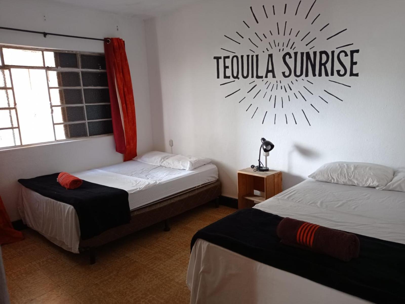 Tequila Sunrise Hostel Guatemala Dış mekan fotoğraf