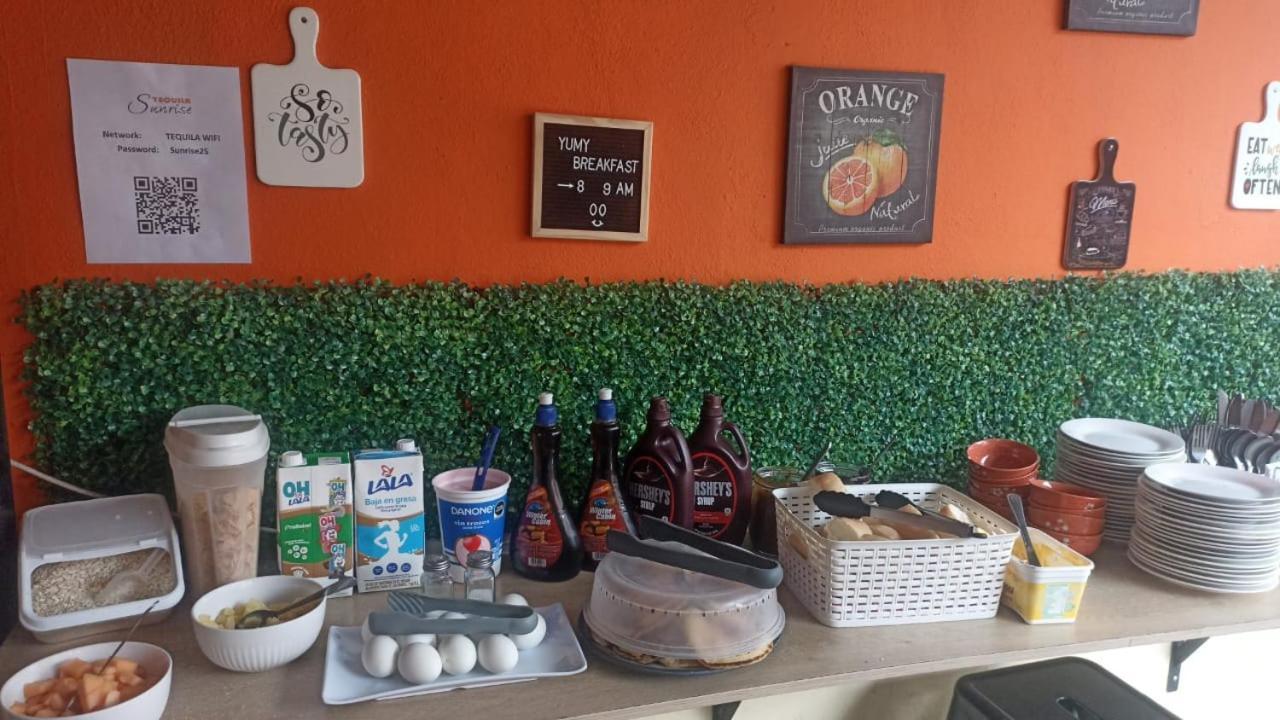 Tequila Sunrise Hostel Guatemala Dış mekan fotoğraf