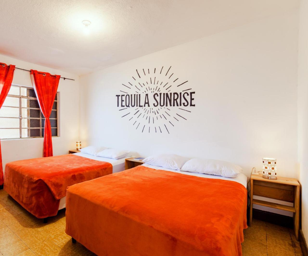 Tequila Sunrise Hostel Guatemala Dış mekan fotoğraf