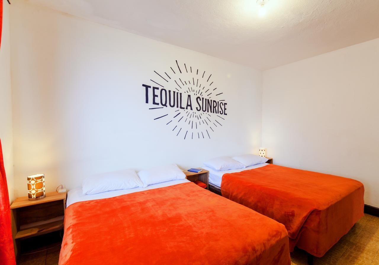 Tequila Sunrise Hostel Guatemala Dış mekan fotoğraf