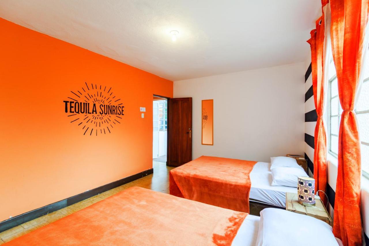 Tequila Sunrise Hostel Guatemala Dış mekan fotoğraf